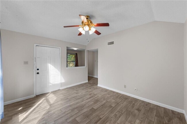 Building Photo - 1309 Monte Vista Dr