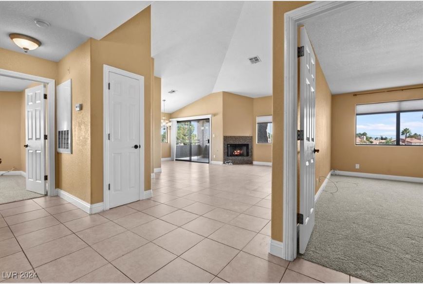Foto principal - 5048 S Rainbow Blvd