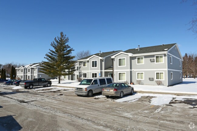 CENTER PARK APARTMENTS Apartments Otisville, MI
