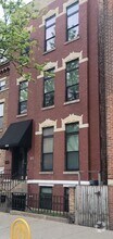 Building Photo - 1505 N Wells St
