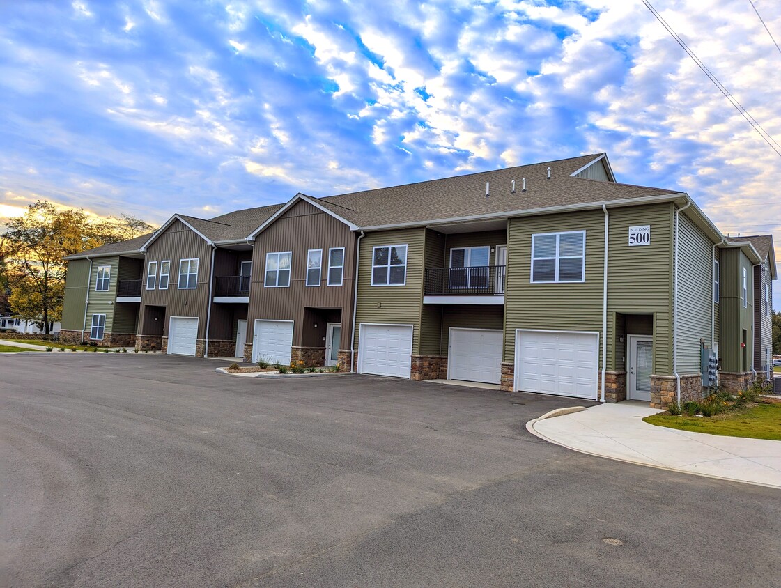 Copperleaf Cove Apartments in Goshen, IN