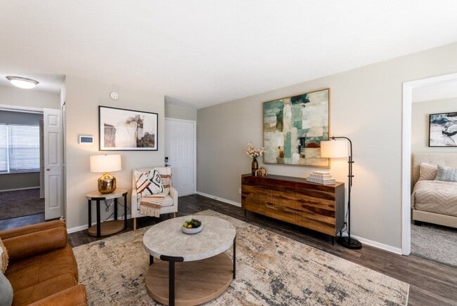 Foto del edificio - Mad River Apartment Homes