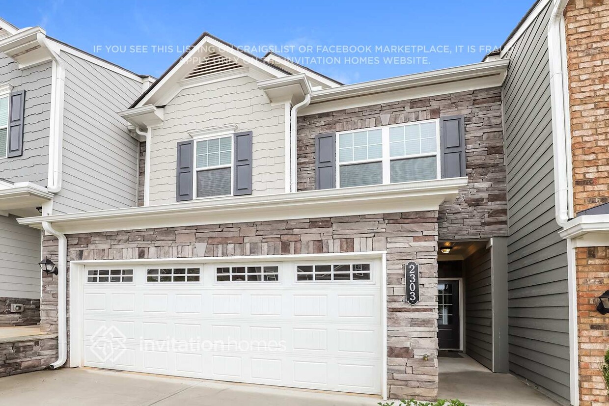 Foto principal - 2303 Buford Town Dr