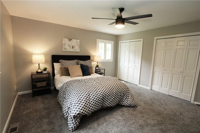 Building Photo - For Rent fully renovated 3BD 2BA Ranch home in Carmel, IN