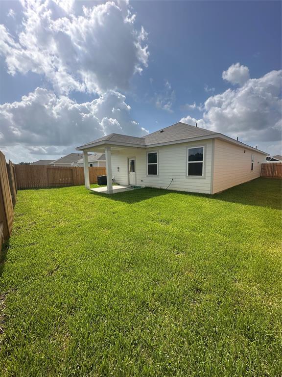 Building Photo - 16437 Blossom Grv Dr