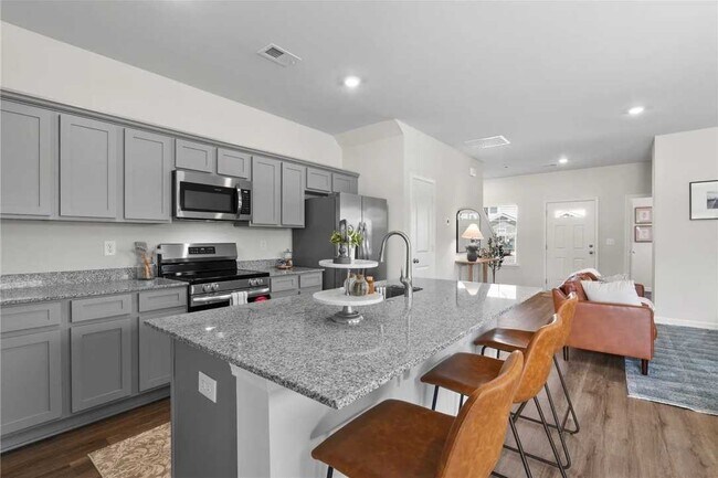 Foto del edificio - 101 Pendleton Place Way