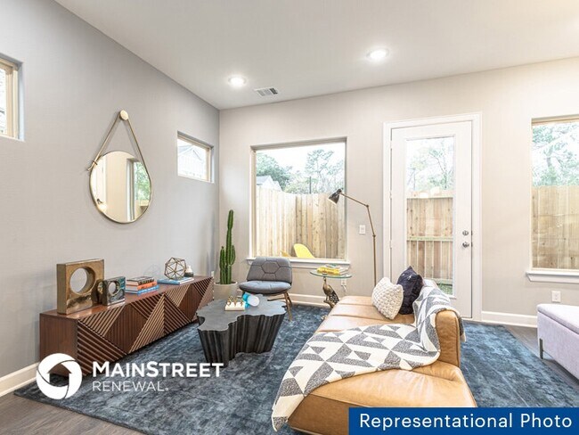 Foto del edificio - 5116 Royal Heath Dr
