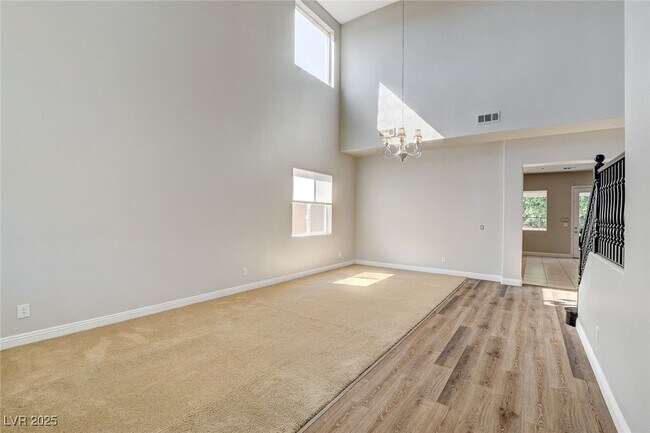 Building Photo - 2411 Winter Cliffs St