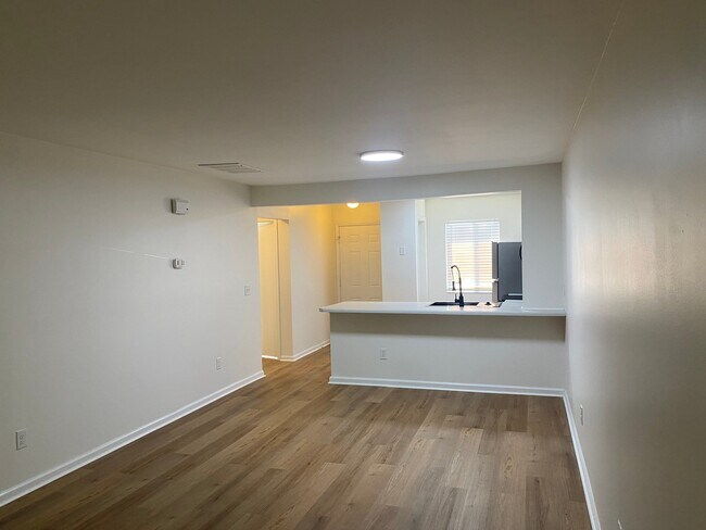 Foto del edificio - 3615 St Johns Ct