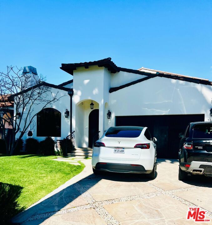 Foto principal - 2346 Selby Ave