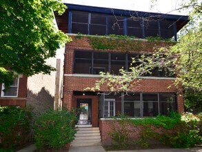 Building Photo - 1505 Maple Ave