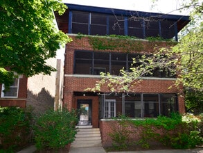 Building Photo - 1505 Maple Ave