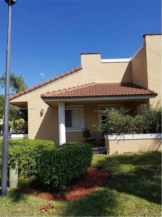 Foto del edificio - 5187 NW 103rd Ave