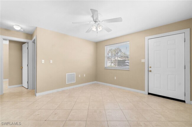 Building Photo - 530 92nd Ave N