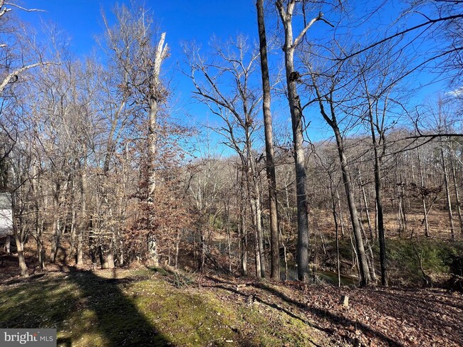 Foto del edificio - 4093 Fallway Ln