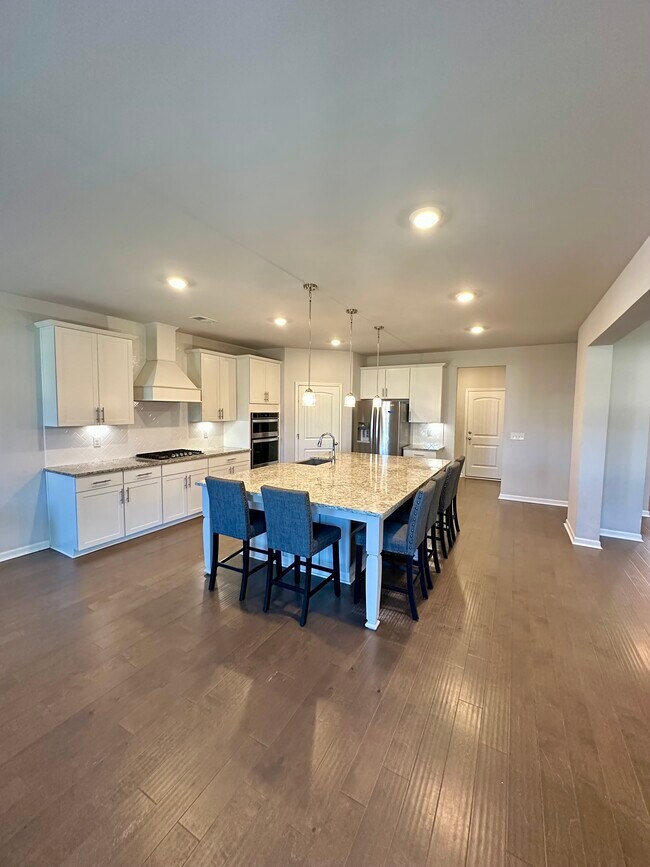 Foto del edificio - 304 Greymoor Ln