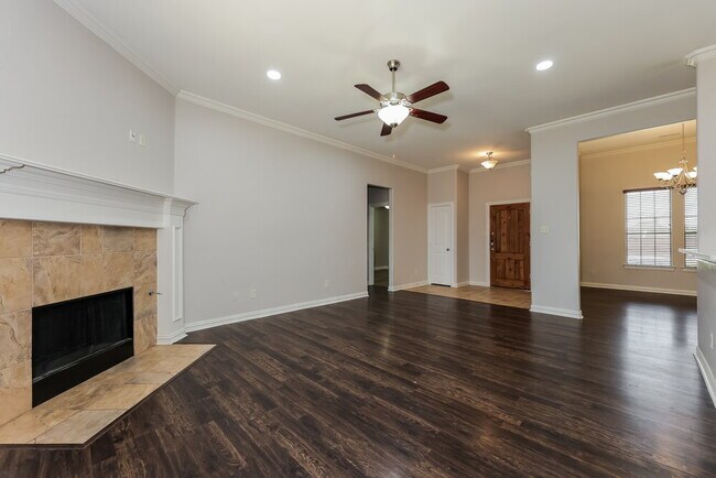 Foto del edificio - 1205 Northwood Ln