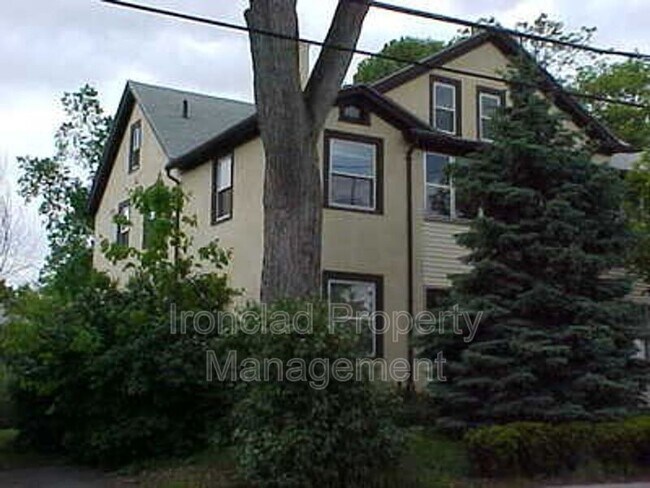 Foto del edificio - 192 Liberty St