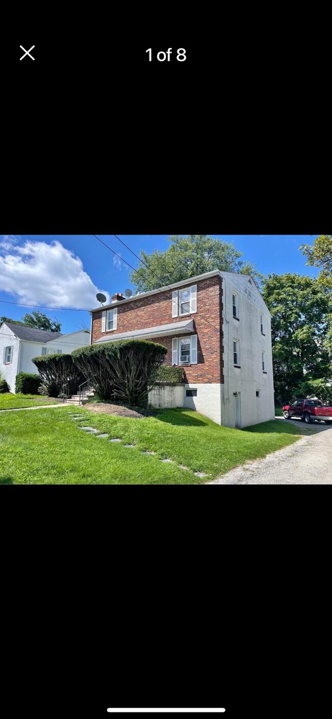 Building Photo - 1576 Ferndale Ave