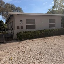 Building Photo - 634 NW 12th Ave