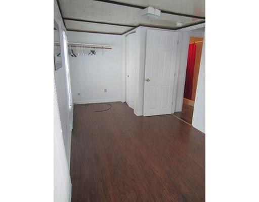 Building Photo - 1 bedroom in Bourne MA 02532