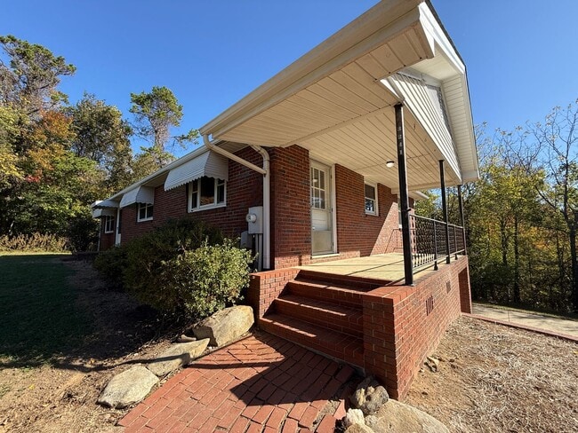 Foto del edificio - 3241 Harper Rd