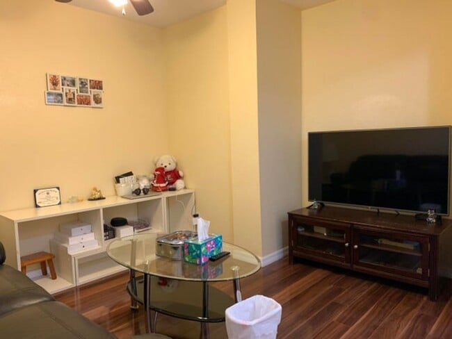 Photo - 2304 Center Stone Ln House