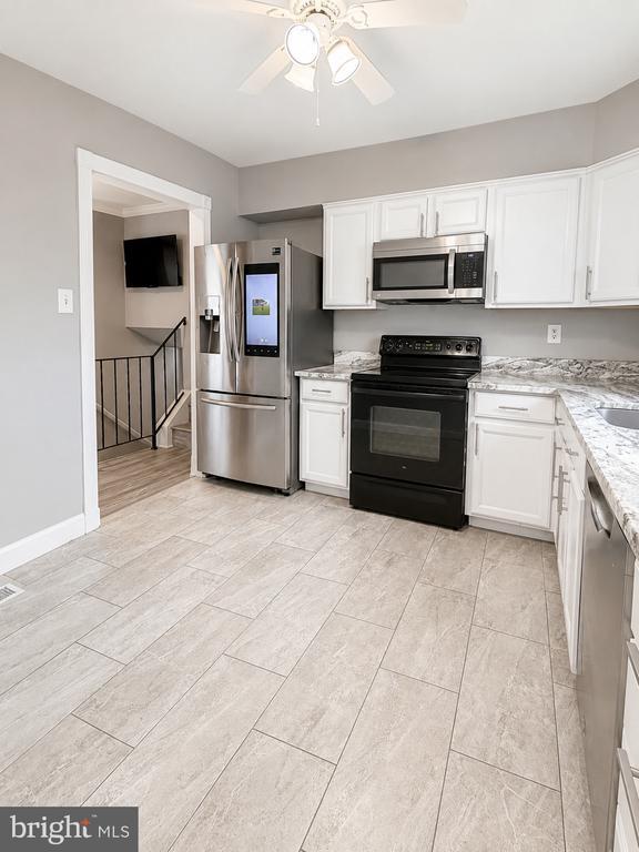 Building Photo - 206 Mountain View Ct