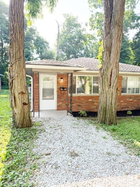 Building Photo - 4637 Crestview Ave