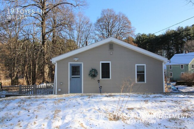 Foto del edificio - Cozy and Quaint 2 BD Kittery Point Cottage!