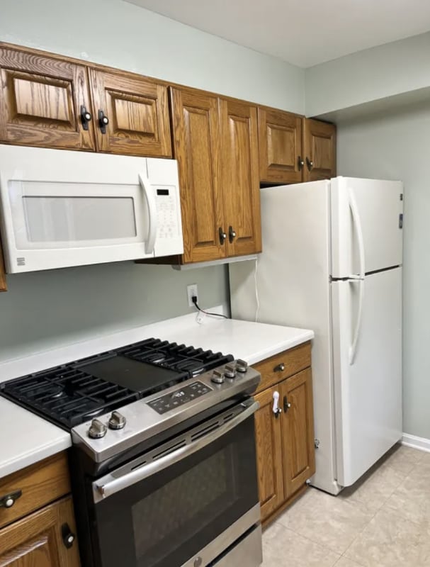 Building Photo - 2547 Holman Ave