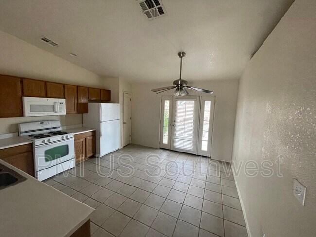 Building Photo - 2280 E Lipan Blvd