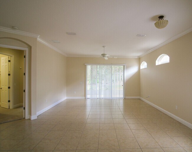 Building Photo - Available Now!! Villa style home located i...