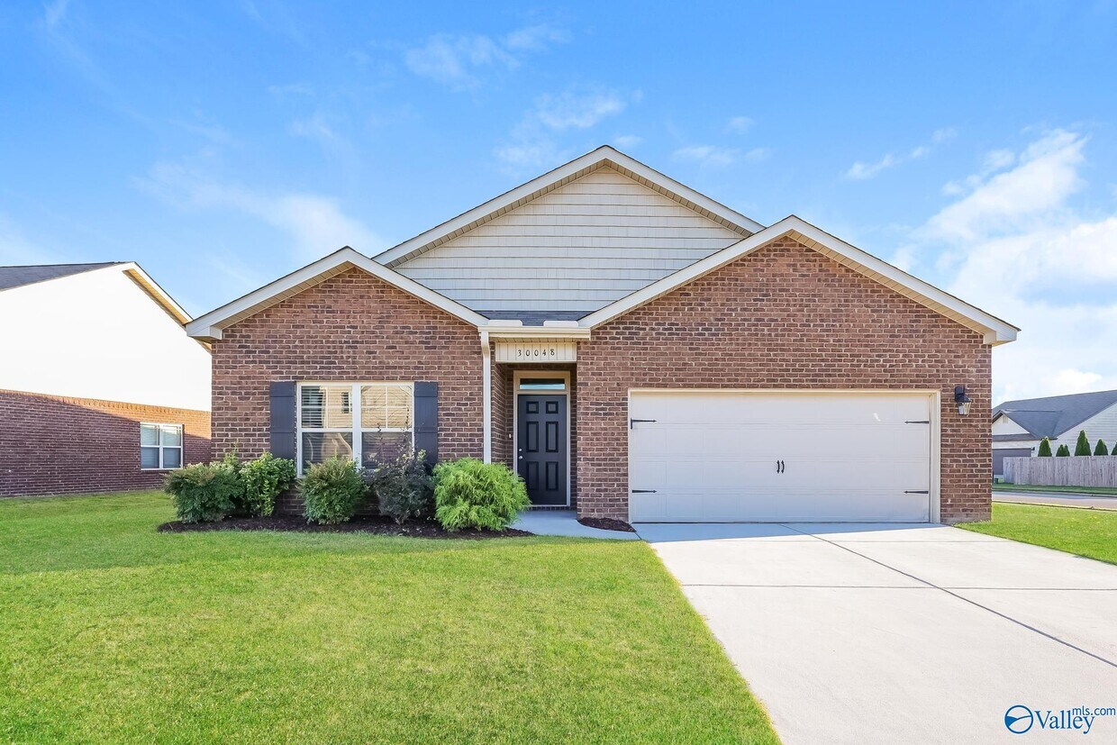 30048 Glenrose Way, Harvest, AL 35749 House Rental in Harvest, AL