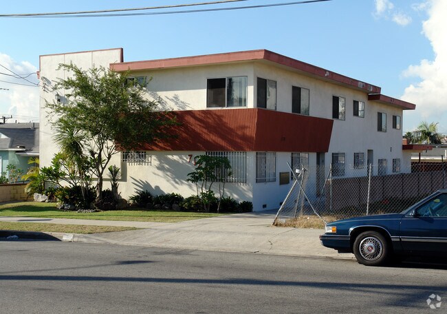 Foto del edificio - 712 W Beach Ave