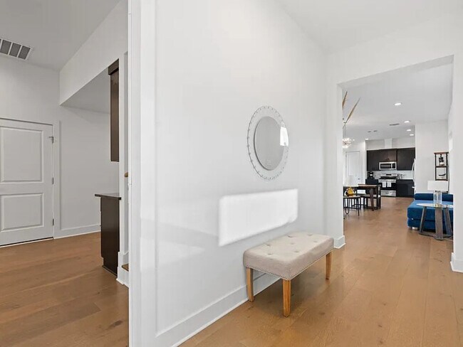 Foto del edificio - 2825 Townsend Dr