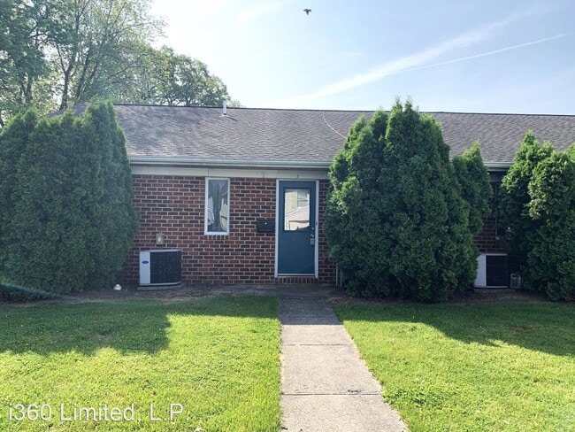 Building Photo - 2 br, 1 bath House - 12 Beacon Ct