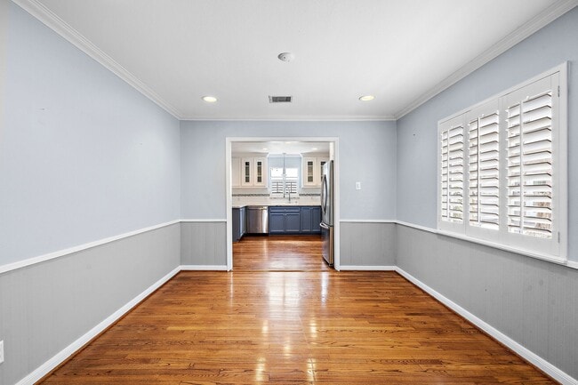 Building Photo - 3807 Northwestern St