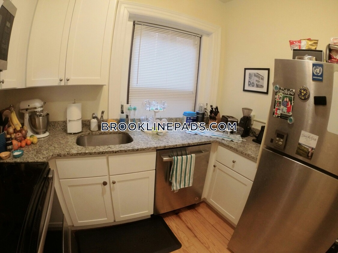 Foto principal - 1463 Beacon St