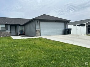 Building Photo - 1308 W Javelin St