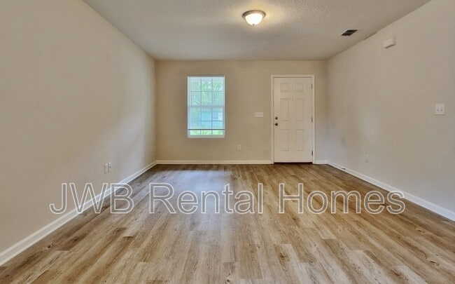 Building Photo - 4204 Katanga Dr N