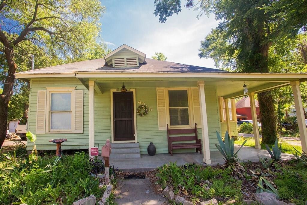 Primary Photo - 4915 Park Dr