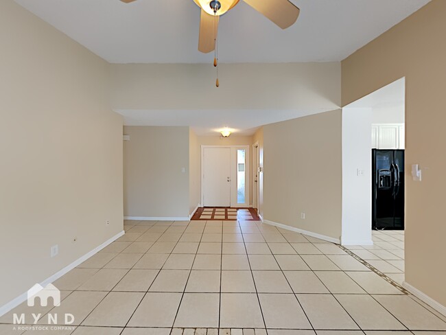 Foto del edificio - 7707 Canova Way