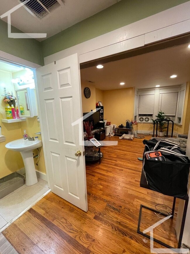 Photo - 293 Main St Townhome