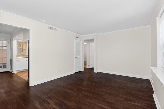 Foto del edificio - Lovely Two Bedroom Condo in Cotswold!