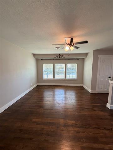 Foto del edificio - 7825 Dugan St