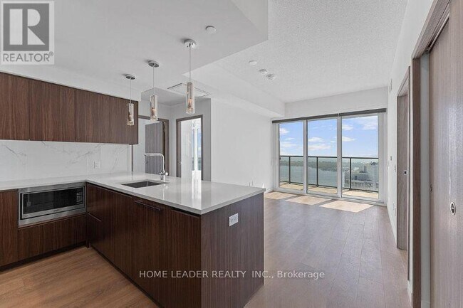 Building Photo - 3 Concord Cityplace Wy