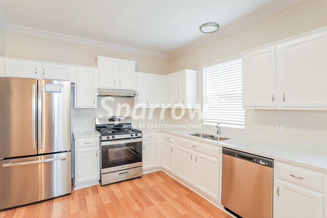 Building Photo - 3208 Palos Verdes Drive