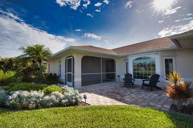 Building Photo - 8160 Casa De Meadows Dr