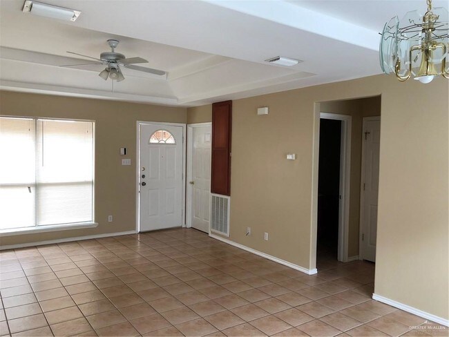 Building Photo - 623 DFW Dr
